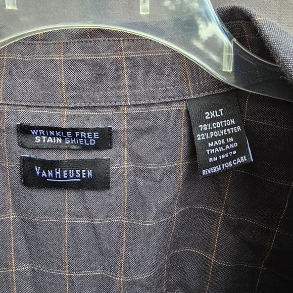 Van Heuson casual shirt, long sleve - Picture 3 of 3